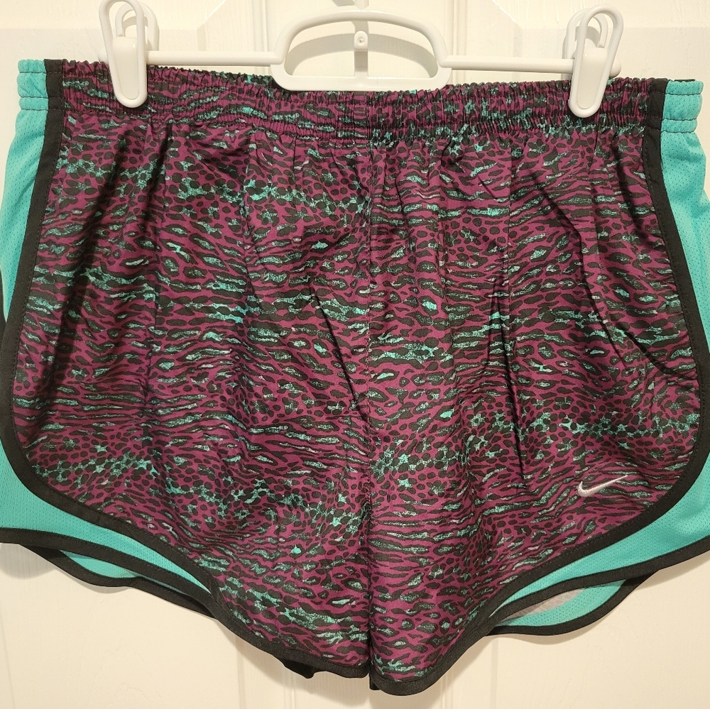 Like new Nike Purple and Black Athletic Shorts Lightweight Design